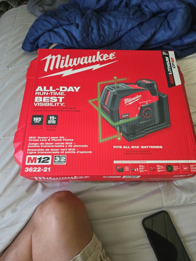 <Milwaukee Laser Level