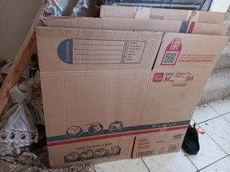 Free cardboard and metal