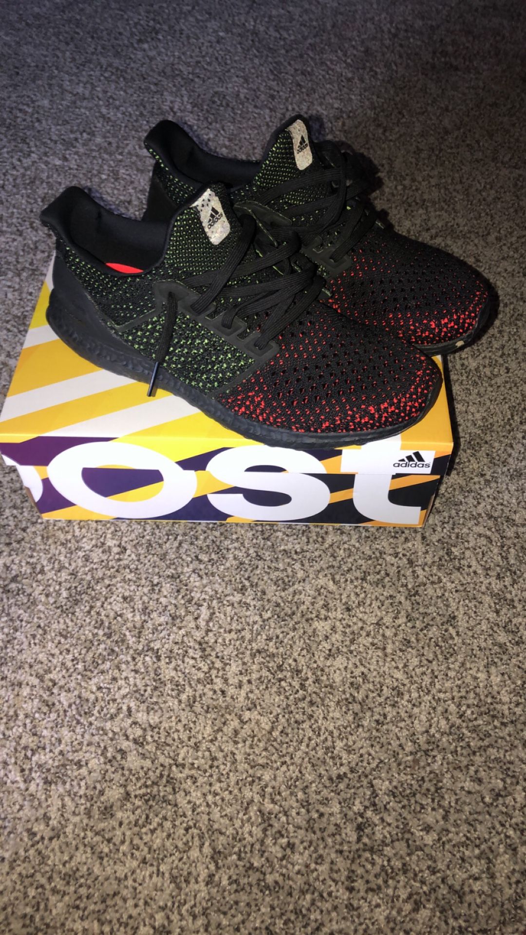 Ultra boost size 10.5 80 8/10