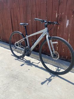 Diamondback metric 2 disc brakes 21 speed