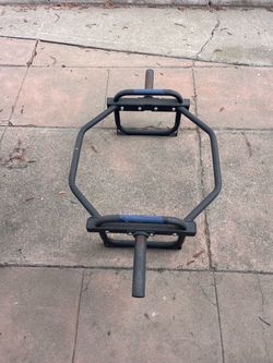 Trap deadlift bar