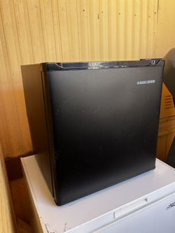 Black And Decker Mini Fridge
