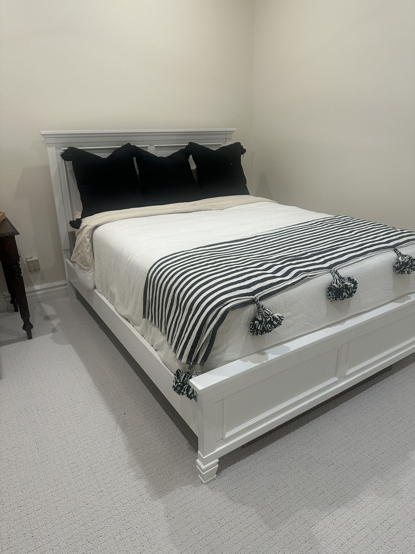 White Bedroom Furniture Living Spaces