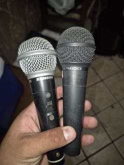 Microphones (Singing)