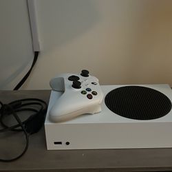 Xbox series S digital with 1TB expansion card