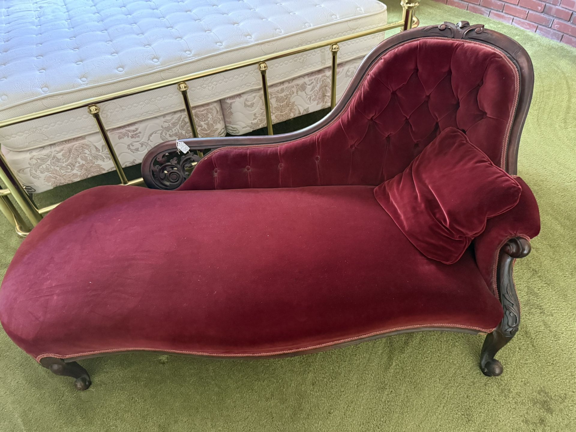 Antique Lounge Love Seat