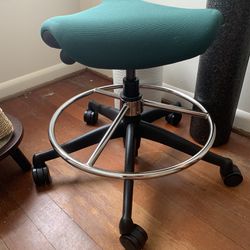 Office chair/stool 