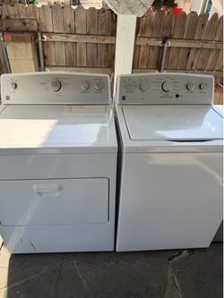 Like new washer and gas dryer
