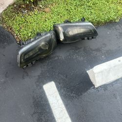 2017 Chrysler 300s Headlights OEM 