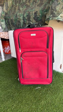 Red suitcase Forcast