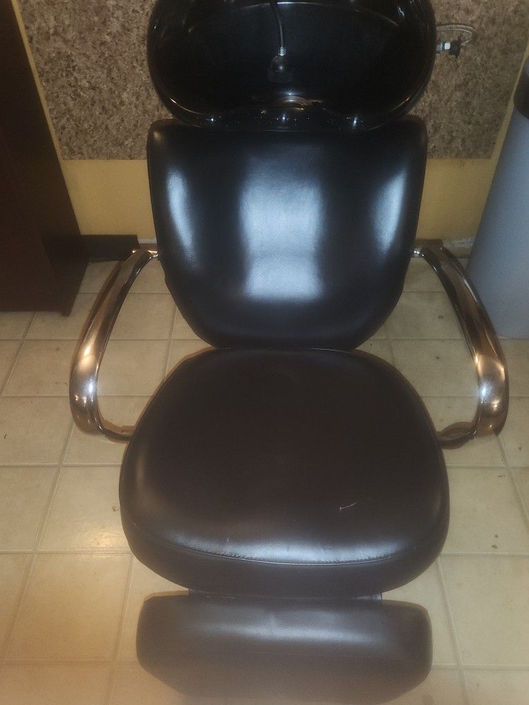 Salon Equipment
