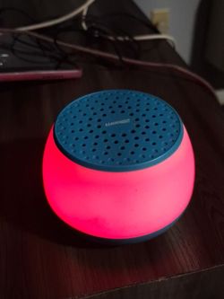Bluetooth light up 2boom speaker