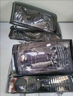 99-04 Ford F250 F350 F450 F550 Excursion Headlights Luces Micas Calaveras Faros Faroles Headlamps