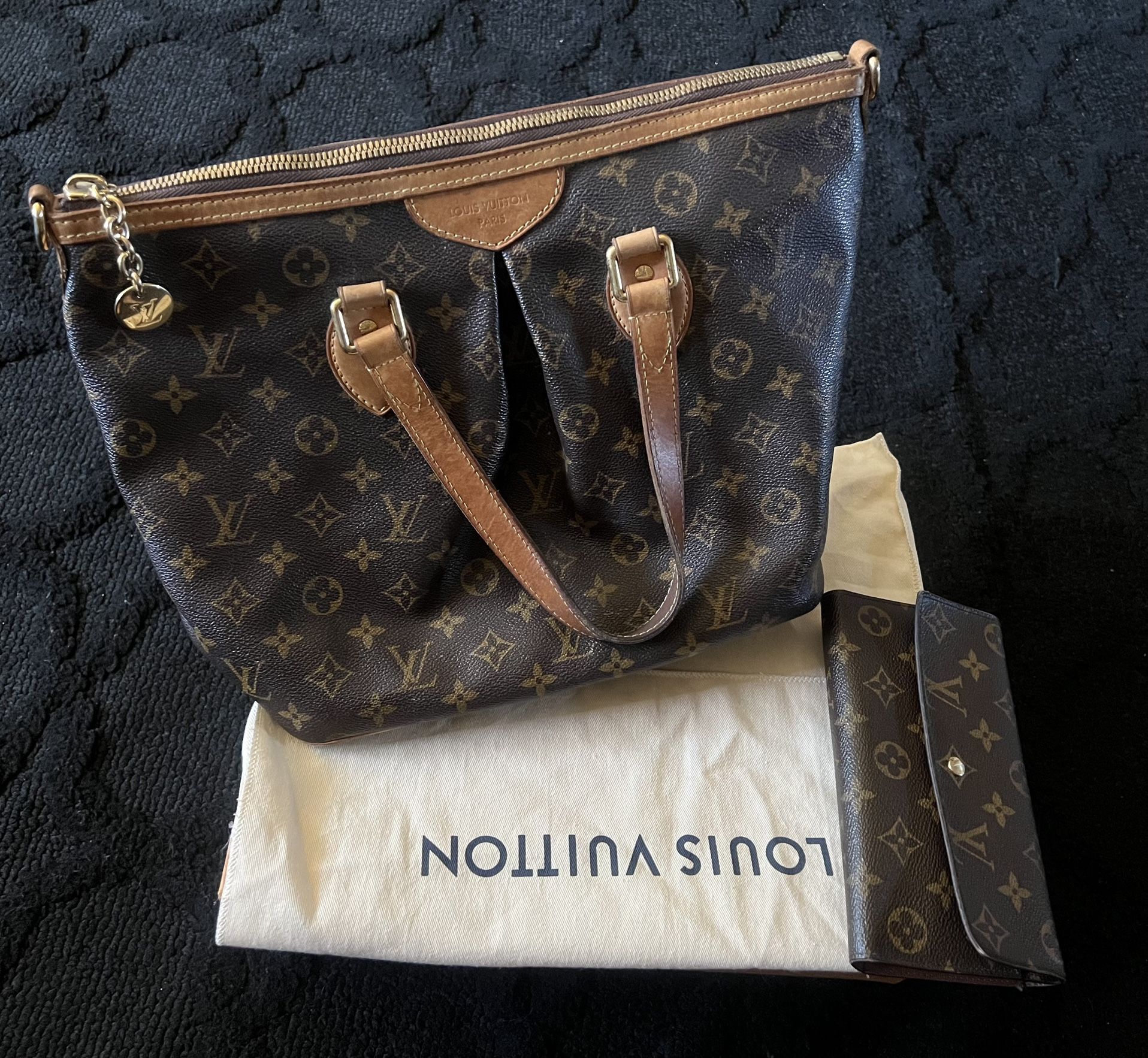 Louis Vuitton Monogram Set