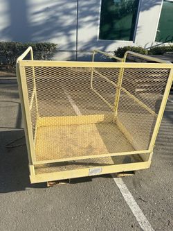 ULINE 48" x 40" Forklift Aerial Platform H-2772