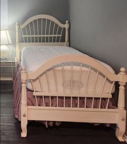 Tiwn bed