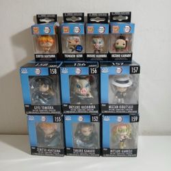 First come first pick up!
Ask what you want.
6  mini Funko Demom slayer character brand New and  4 Funko Demon slayer key chain New and 3 Funko Demon 