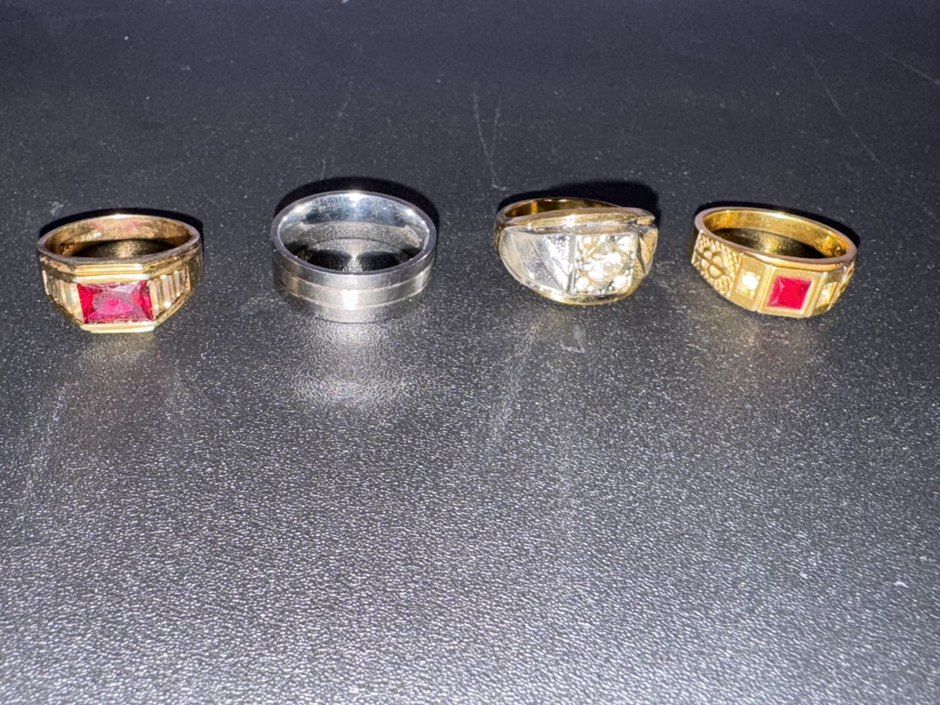 Men’s Junk Costume Jewelry 4 Rings 