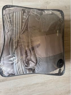 New King size comforter set