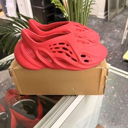 Red Foam Runner Style Clogs - Size 8 $30