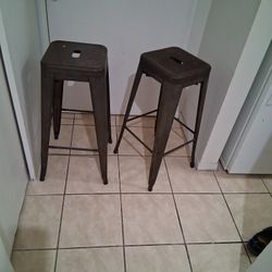 Metalic Standing Chair For Plant Standing Decoration, Light WIGHT 2 In Stock 