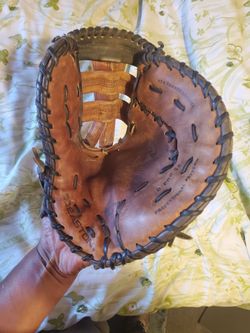 Easton D-Pro 30 mitt 1st base  Catch left