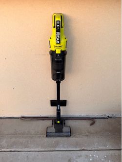 Ryobi Cordless Brushless Stick Vacuum Kit