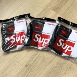 Supreme Socks