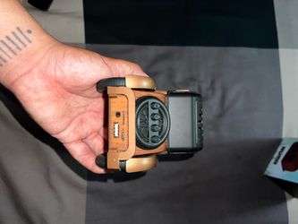 Retro Portable Bluetooth Speaker
