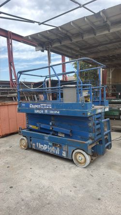 30 foot Scissor lift