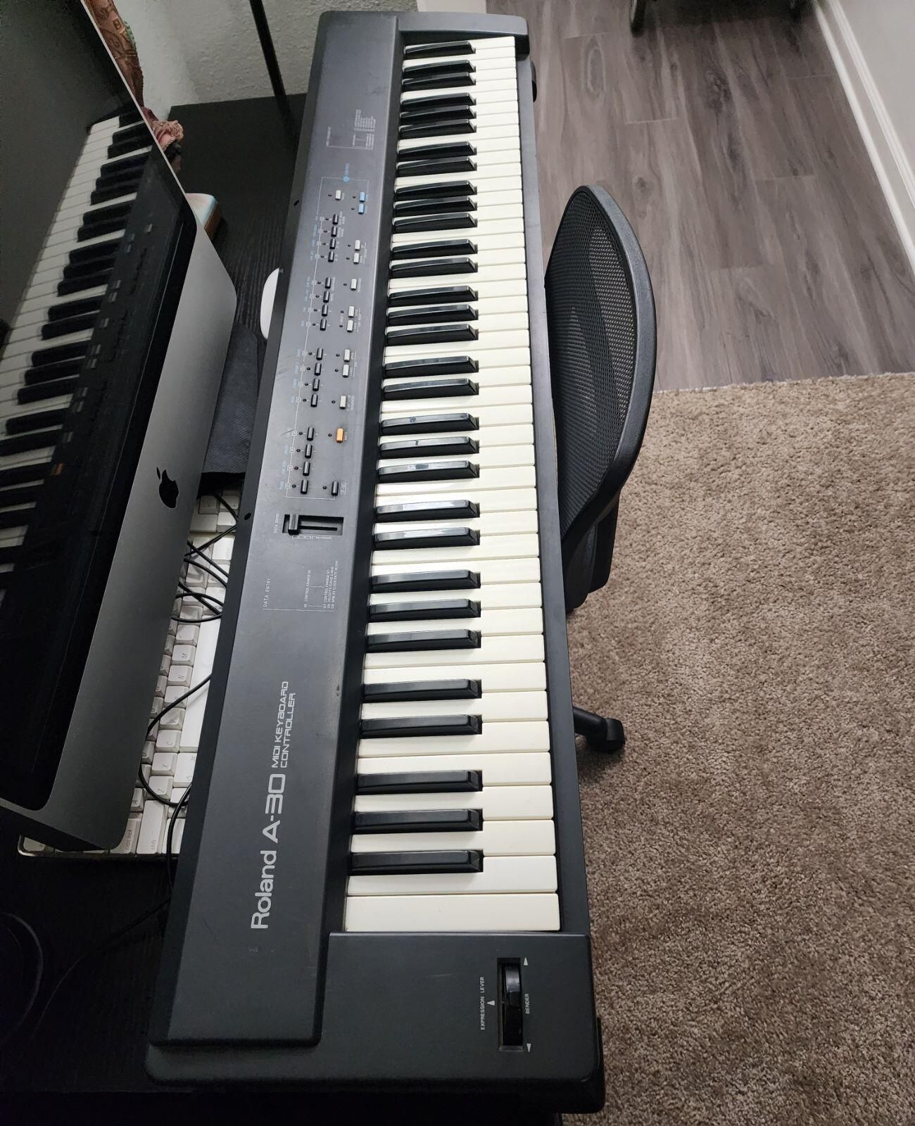 !!! Roland A-30 MIDI Keyboard Controller In Good Condition !!!