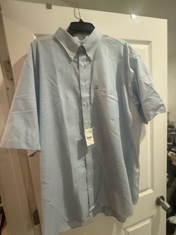 Stafford Men's Light Blue Short Sleeve Button-Down Shirt