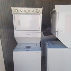 Whirlpool Washer And Dryer 