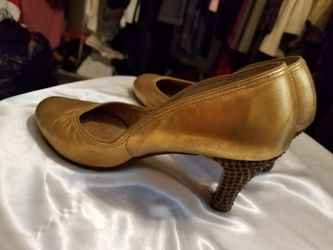 Vintage gold leather and Amber rhinestone heels, size 6