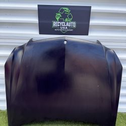 2010 2011 2012 2013 Mercedes Benz E class w212 hood bonnet OEM Genuine 