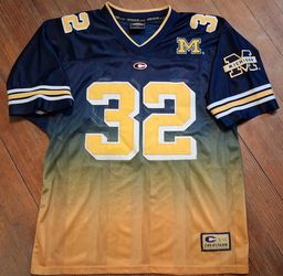 Mens Size Medium Vintage Michigan Wolverines Football Jersey  32 Number