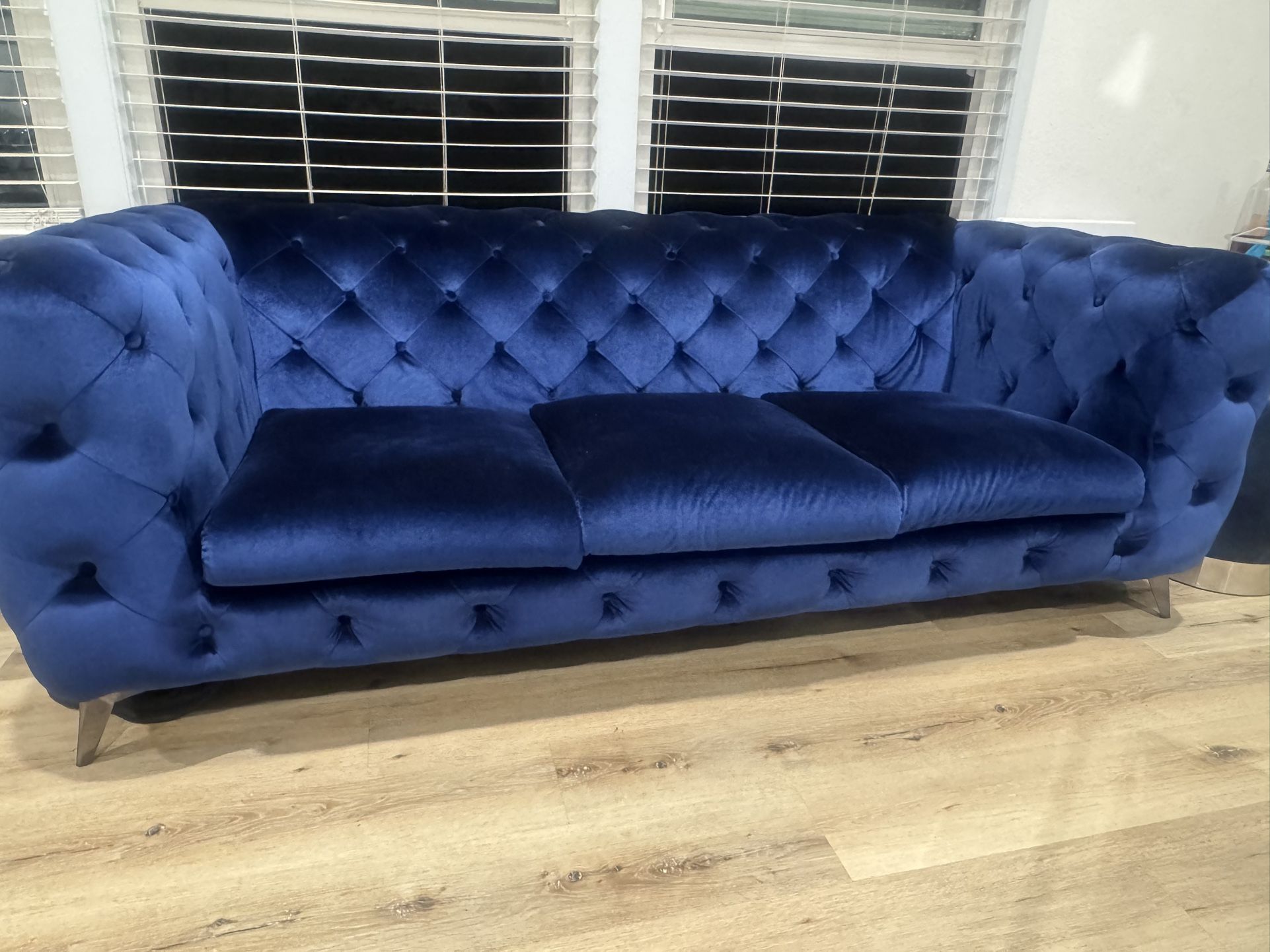 Velvet Sofa 