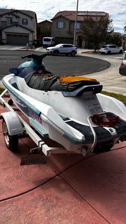 Yamaha Wave Venture Jet Ski