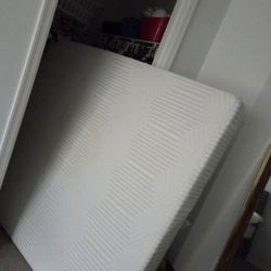 Free Full Size Mattress 