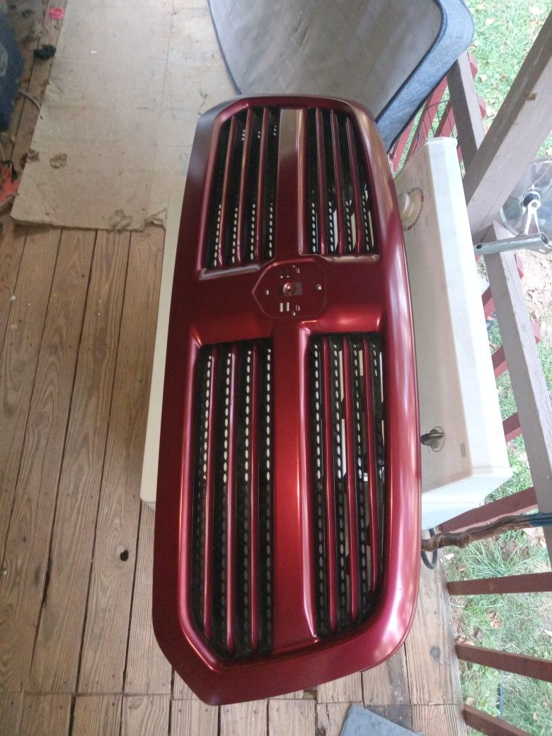 Red Grille Ram 11-18 And Grille Shutter