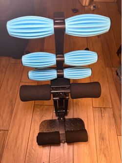 MERACH Deep Squat Machine – An adjustable home exercise machine that helps you work your abs, butt, legs, and arms. It supports up to 300 lbs and is g