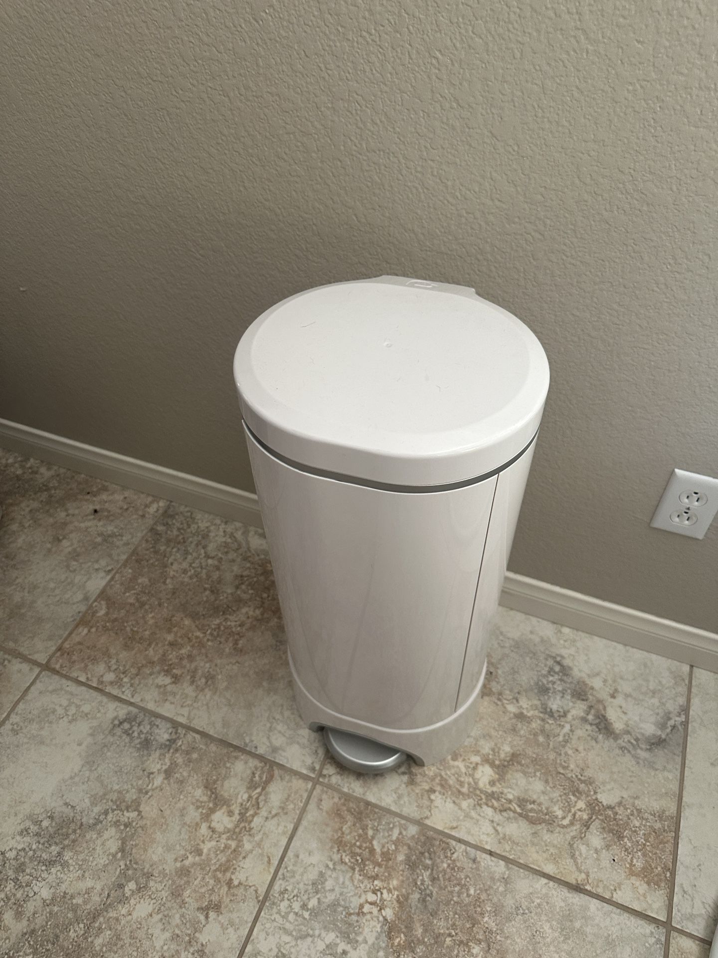 Diaper bin