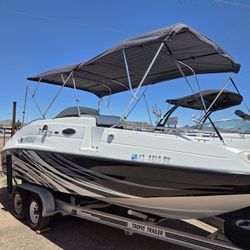 1998 Mariah 214 Jubilee Deck Boat