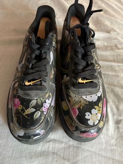 Nike air black floral