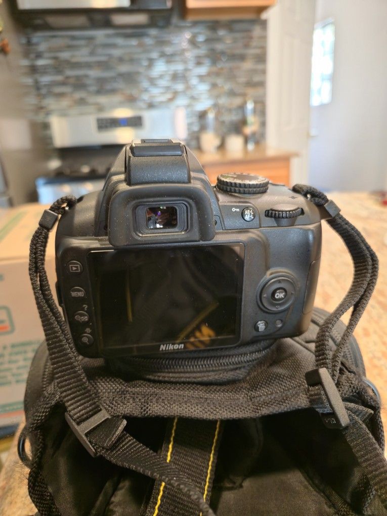 Nikon Dx D3000 For Sale