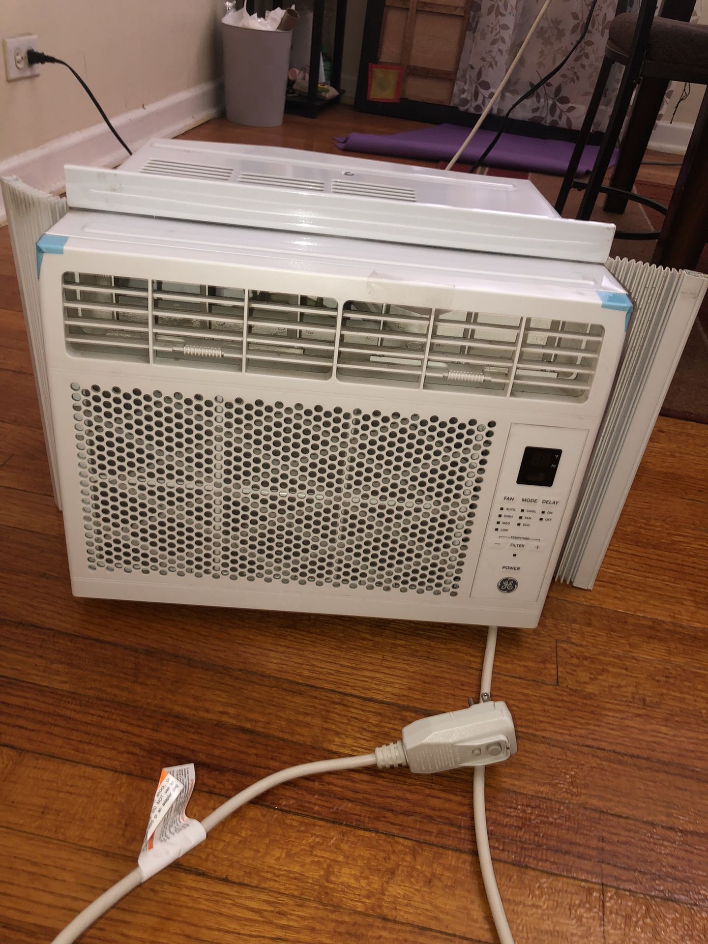 GE Air Conditioner 6000 BTU