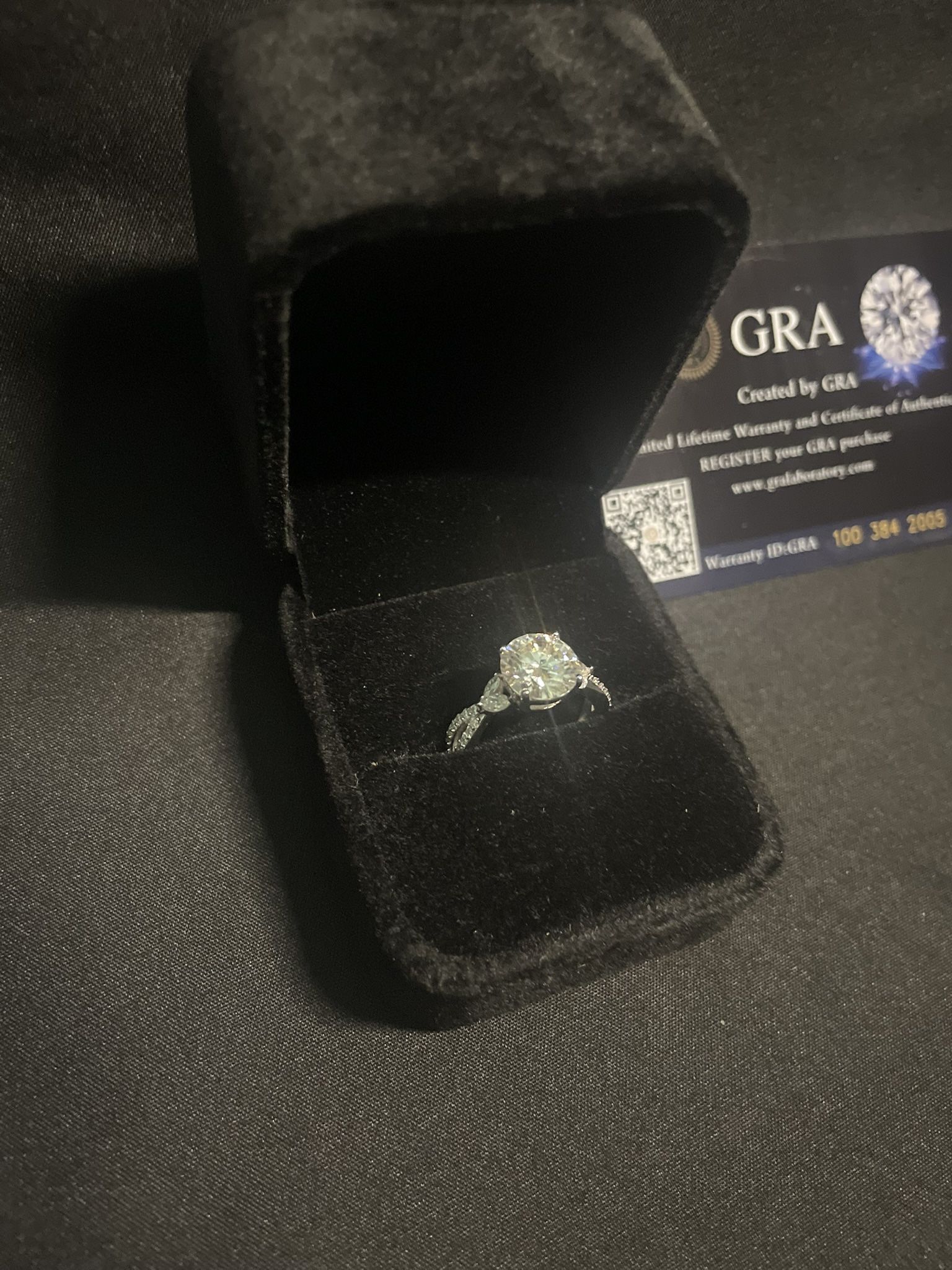 2.0 Ct Women’s Engagement Ring