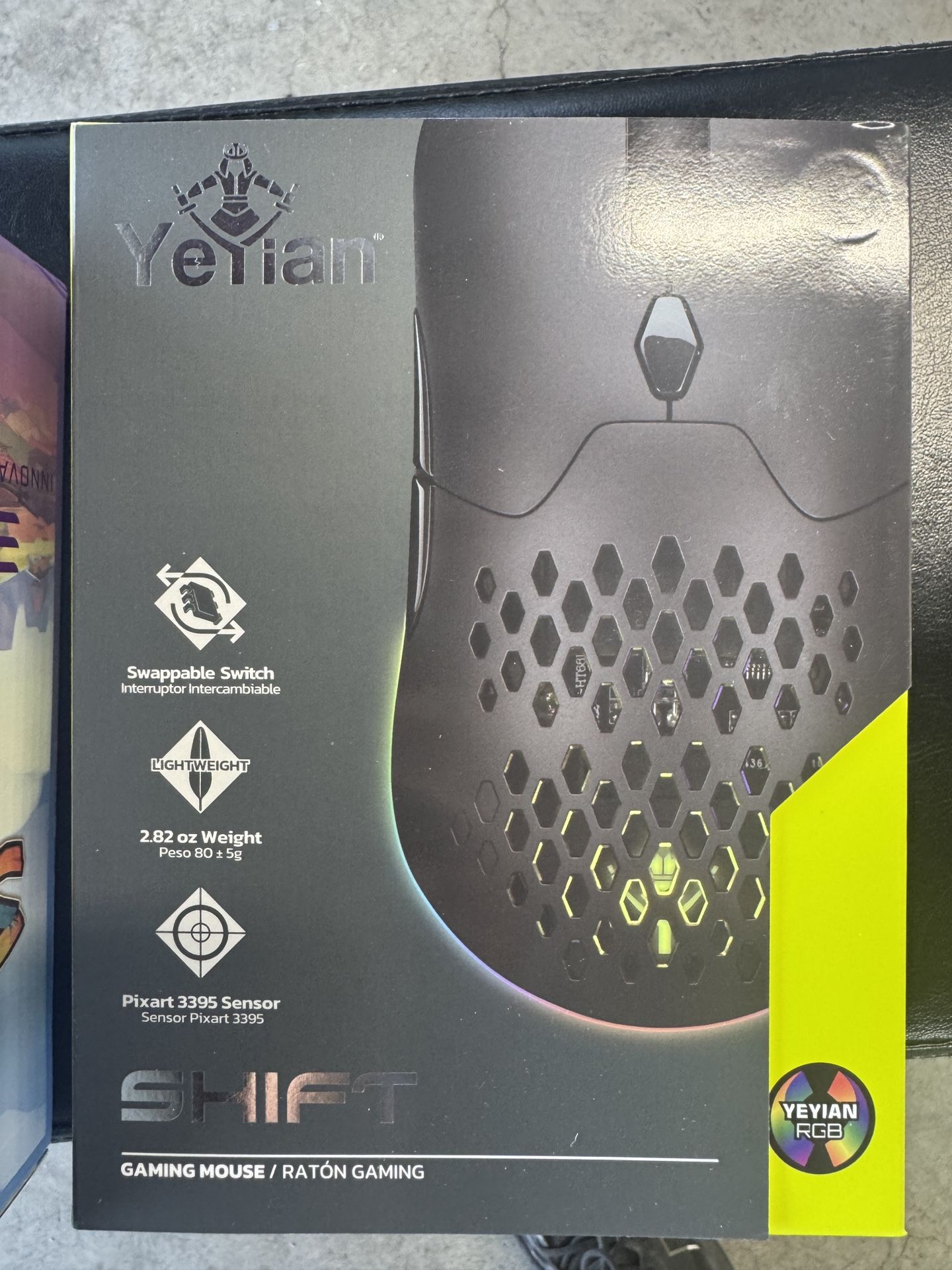 Gaming Mouse Lightweight ( Wireless )
