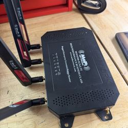 MoFi 5500 5GXELTE router 