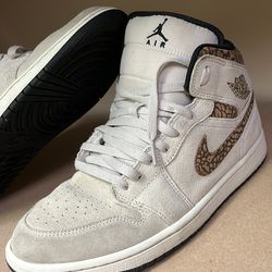 Air Jordan 1 Mid SE